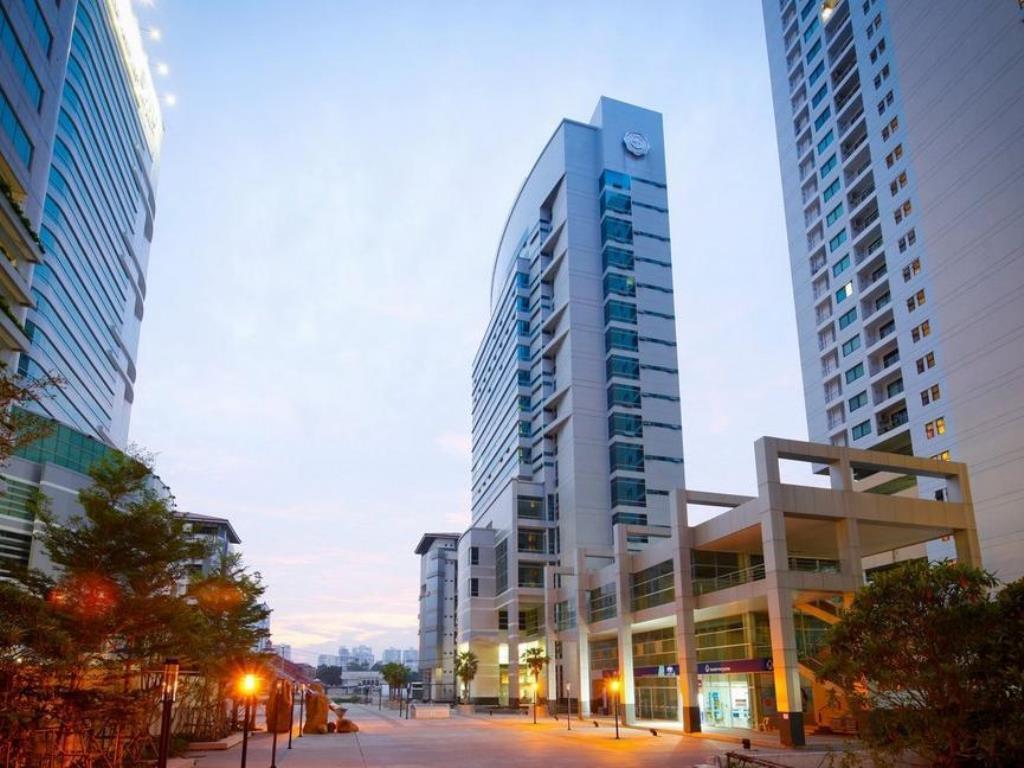 Swutel Hotel Bangkok Esterno foto