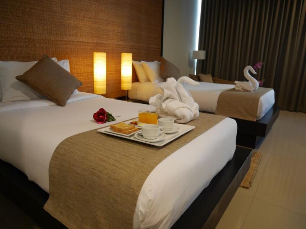 Swutel Hotel Bangkok Esterno foto