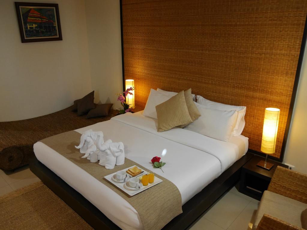 Swutel Hotel Bangkok Esterno foto
