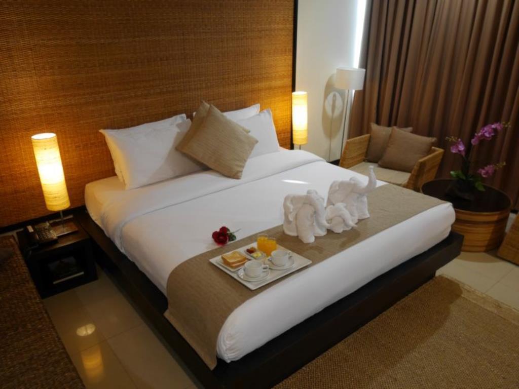 Swutel Hotel Bangkok Esterno foto