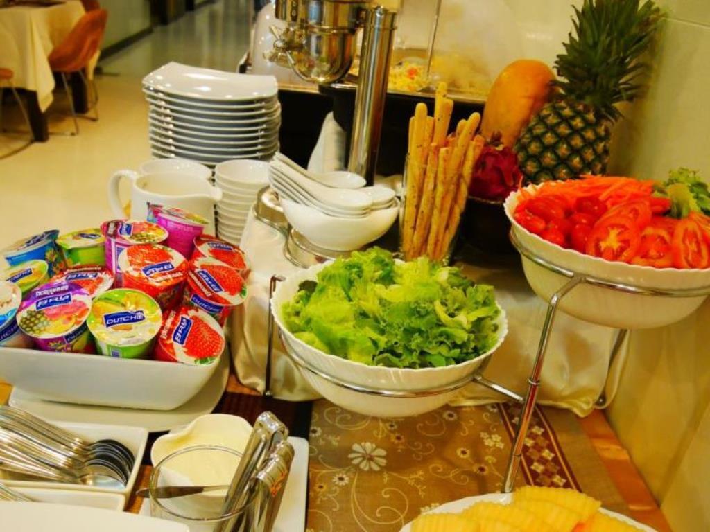 Swutel Hotel Bangkok Esterno foto