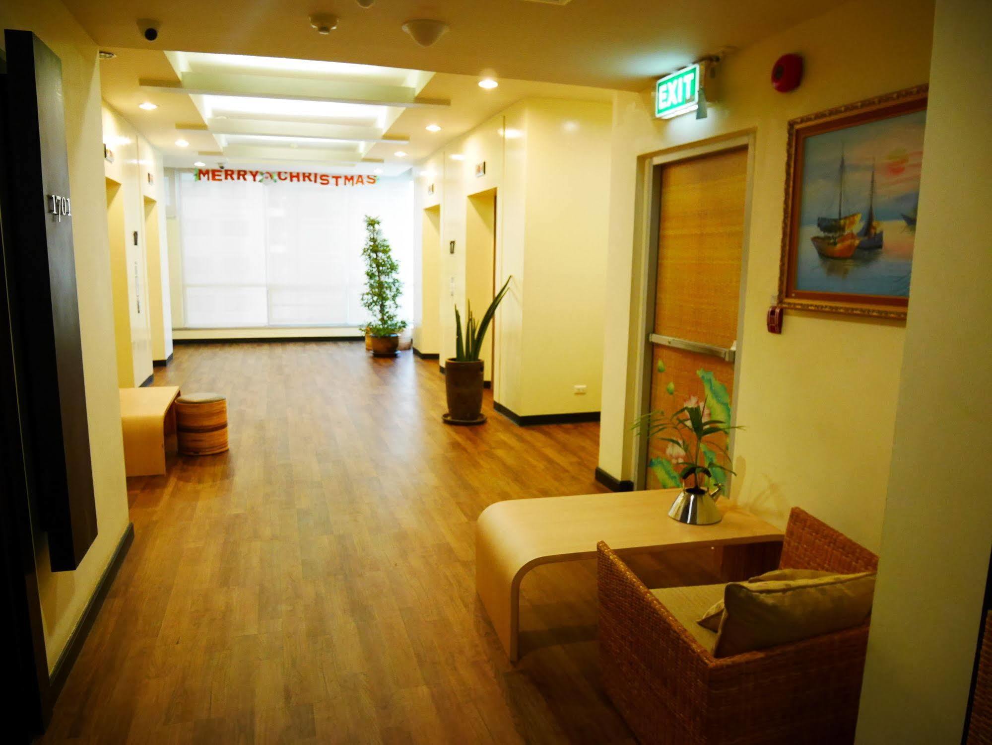 Swutel Hotel Bangkok Esterno foto